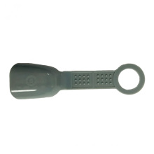 Non-slip and windproof silicone rubber metal hanger